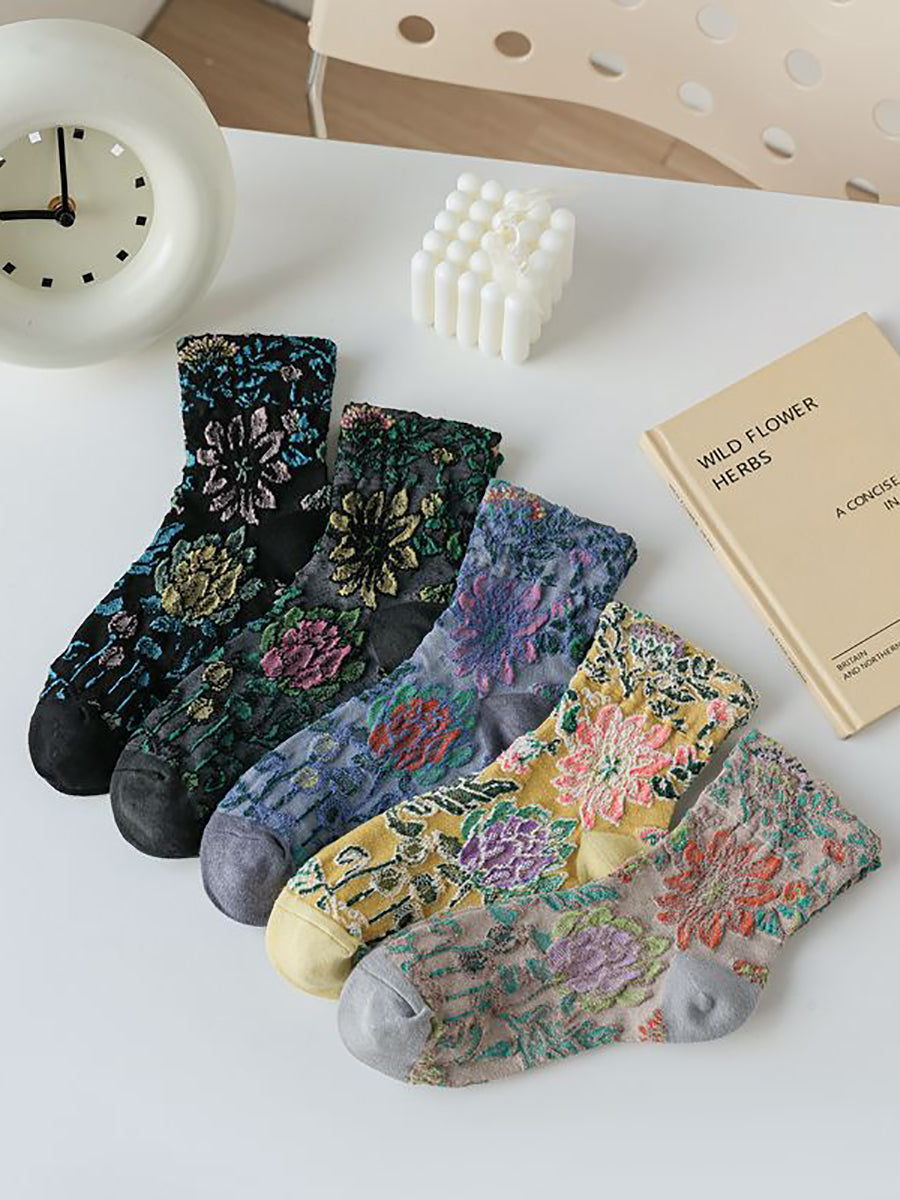 5 Pairs Women Vintage Flower Jacquard Mid-calf Socks